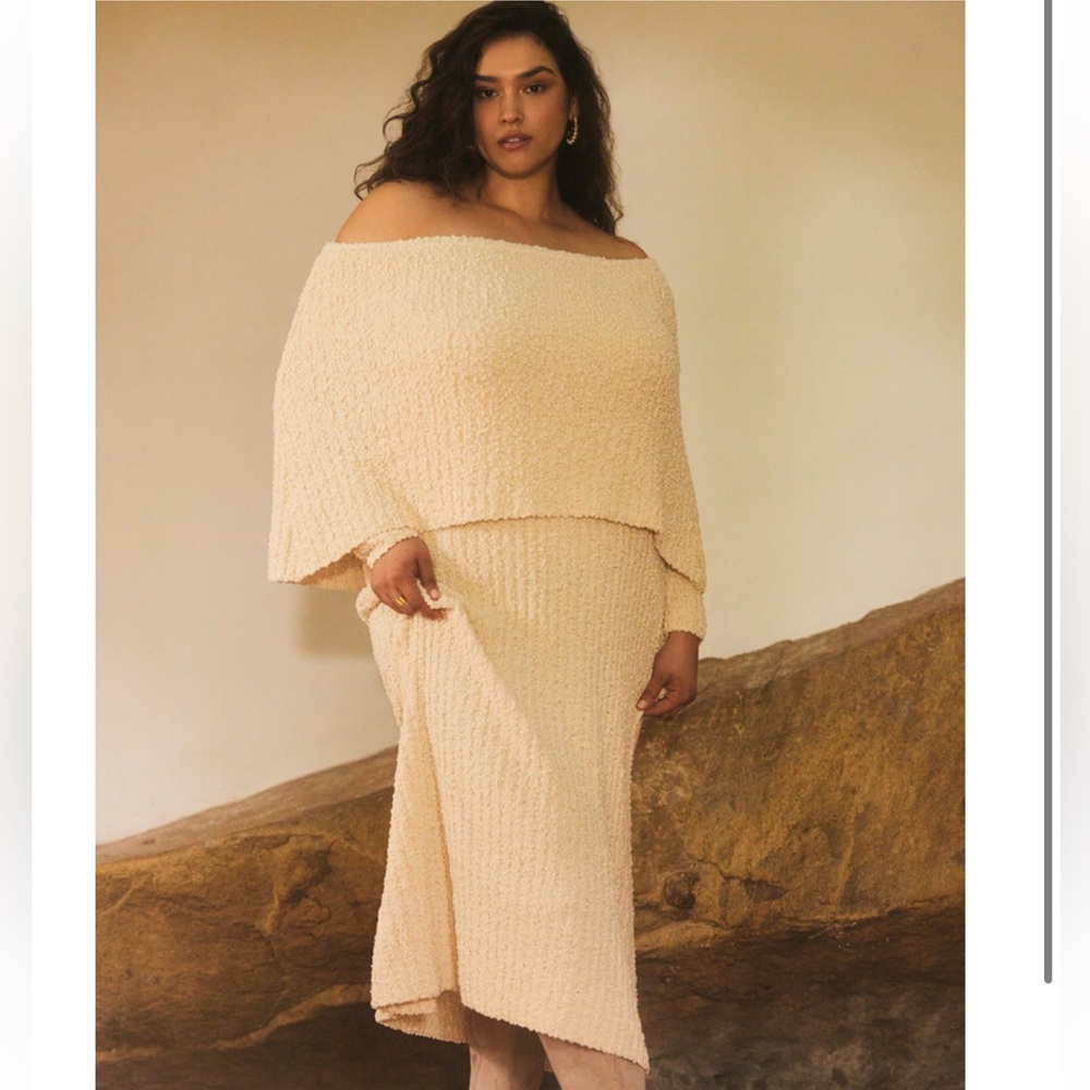 Off the shoulder sweater maxi dress NWT